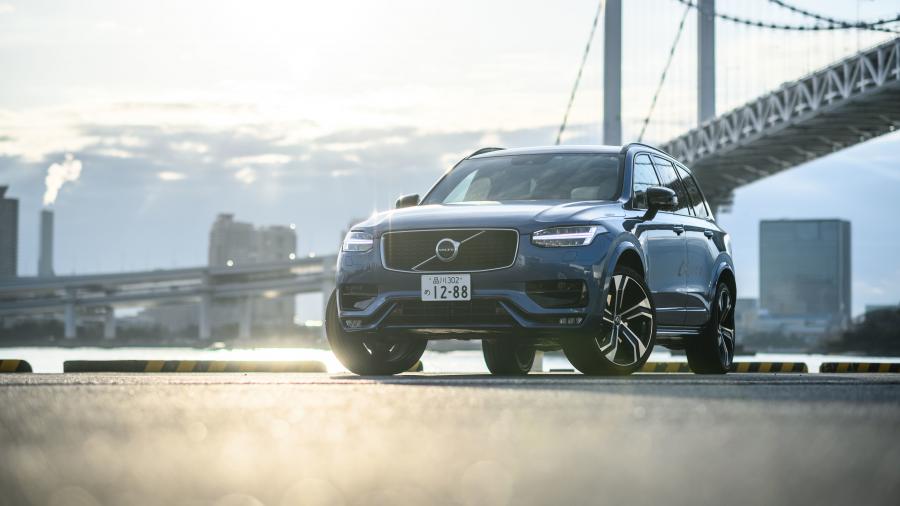  Volvo XC90 D5 R-Design 2015 года  (JP) (фото 6 из 33)
